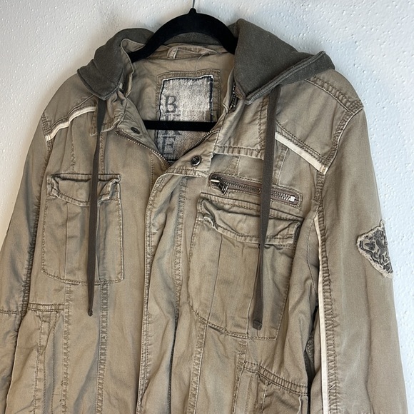 BKE military style jacket with patch on left arm size small - Picture 2 of 12